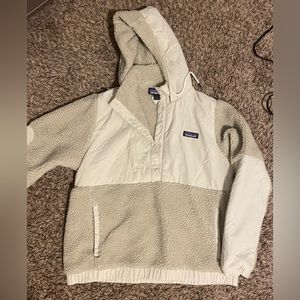 Patagonia Jacket - NEW - Cream